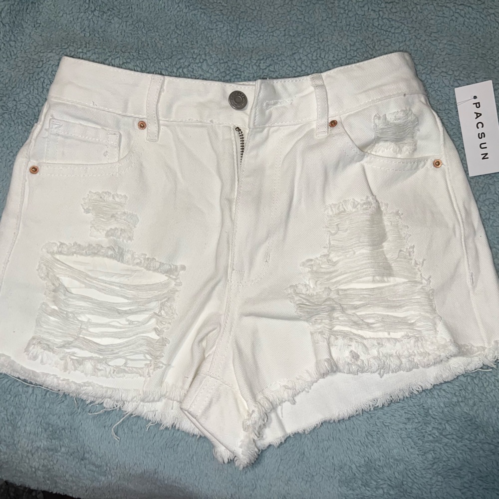 White distressed jean shorts